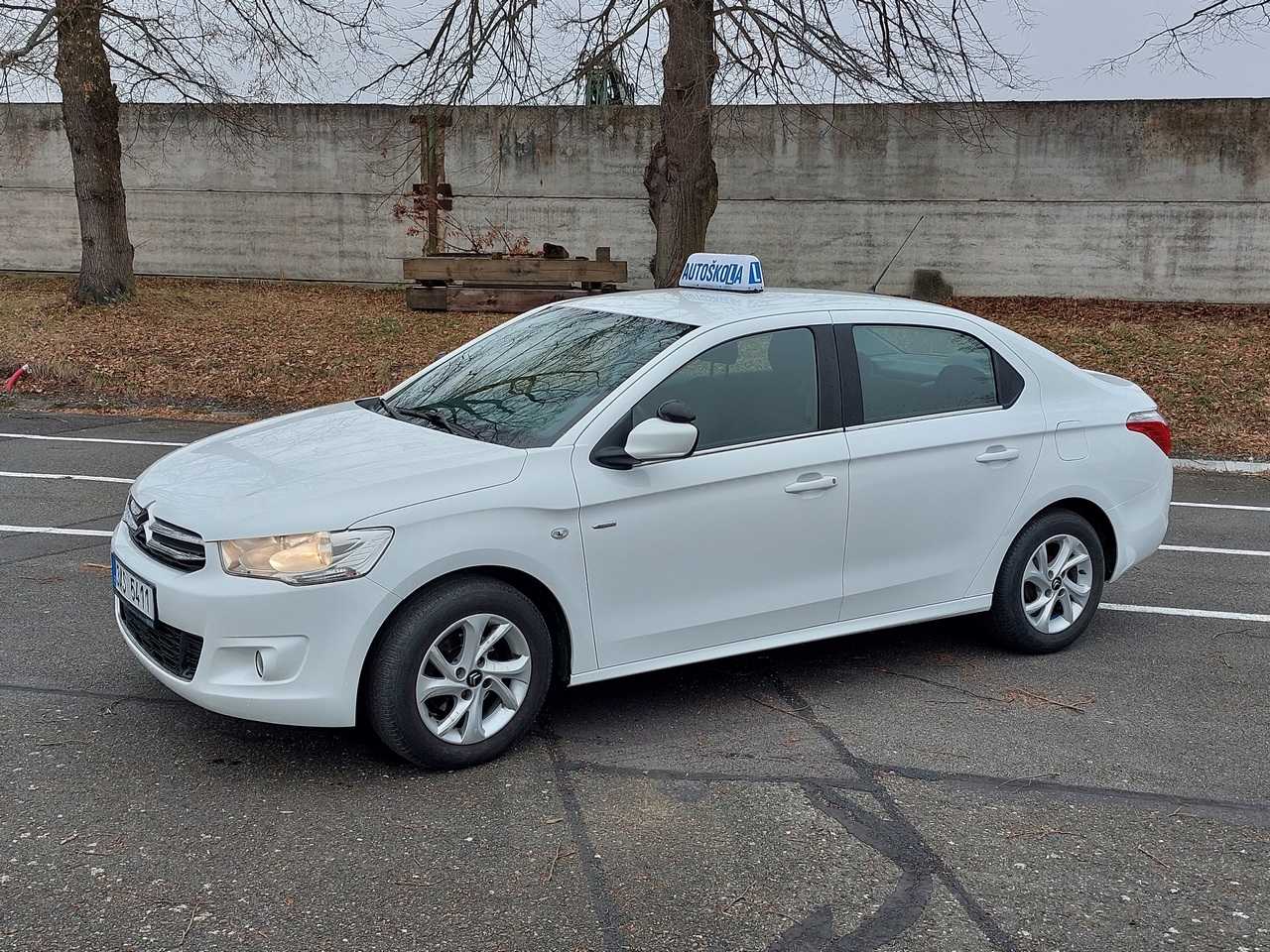Auto Ba - pohled 1